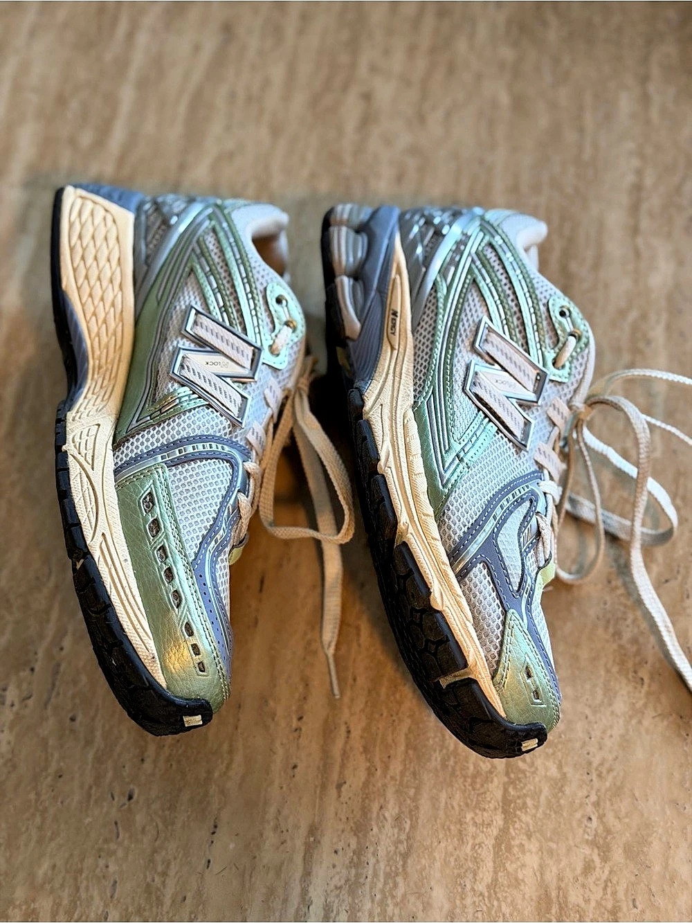 New Balance 9060 Women's Sneakers Green & Gray US 8.5